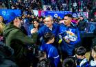 La Municipalidad entregó 10.000 camisetas a niños y niñas de clubes barriales