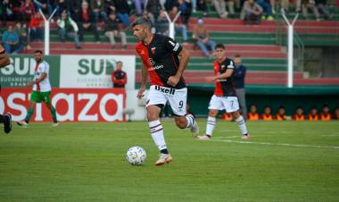 Colón y otra derrota que preocupa ante Agropecuario en Carlos Casares