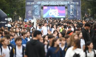 Los Juegos CReAR pusieron primera a todo ritmo con la presencia miles de niñas y niños de escuelas