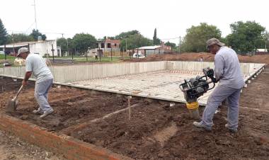 En Sauce Viejo, el Gobierno Provincial y la municipalidad construyen una pileta pública