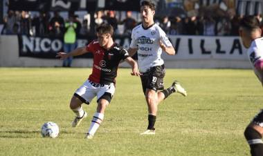 Colón sufrió otra durísima derrota en Resistencia