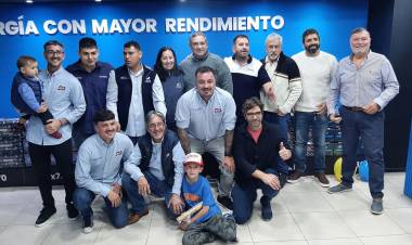Dario Giagnoni inauguró un nuevo local en Av. Freyre esquina Gdor. Vera