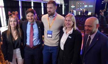    “Chapu” Nocioni en Santa Fe Business Forum: “Podemos tener una Generación Dorada de empresas y capital humano”