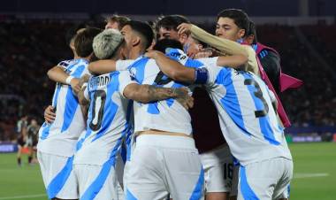 La Selección argentina consiguió un triunfazo por 2-0 ante México y avanzó a semis en el Mundial Sub 20