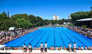 Muestra Talentos 2026 de natación: más de 600 niñas y niños compartieron destreza y formación deportiva en el agua