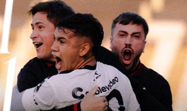 Medrán valoró la actuación de Colón en Isidro Casanova: "El equipo siempre jugó a ganar"