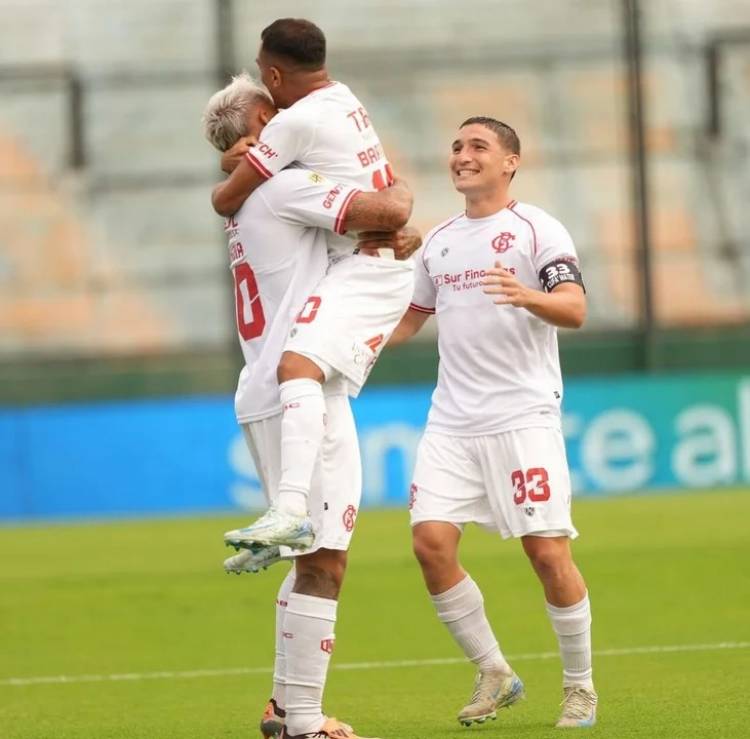 Barracas Central derrotó a Newell’s y amargó el debut de Fabbiani como entrenador