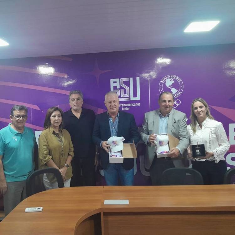 Pensando en los Juegos Suramericanos 2026, Poletti recorrió las instalaciones olímpicas de Paraguay