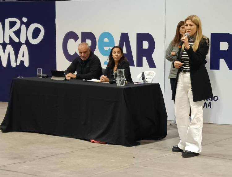 El CReAR organizó una capacitación para padres y madres de jóvenes deportistas locales