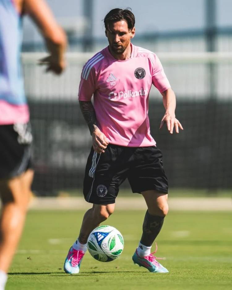 La frase de Messi sobre la atajada de Martínez en la final de Qatar 2022: “No fue suerte”