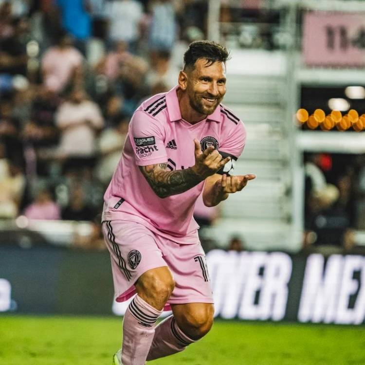 Astore y el sueño de ver a Messi en Newell’s: “Siempre vamos a querer verlo con nuestra camiseta”