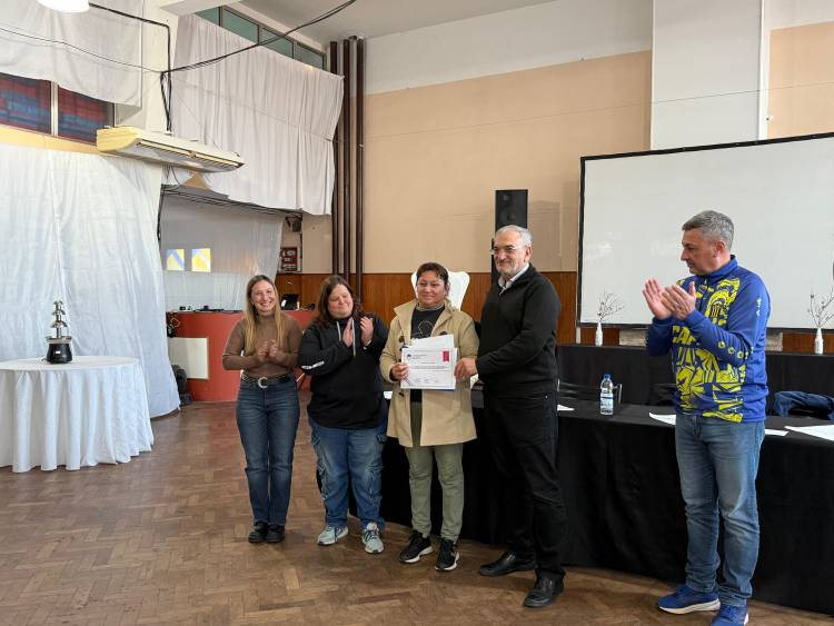 Calvo y Gaido recorrieron las instalaciones de Atlético Maria Juana