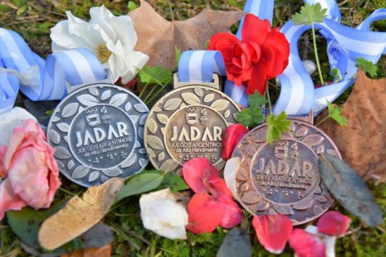 Identidad, pertenencia e inclusión: presentaron las medallas de los Juegos Argentinos de Alto Rendimiento 2025