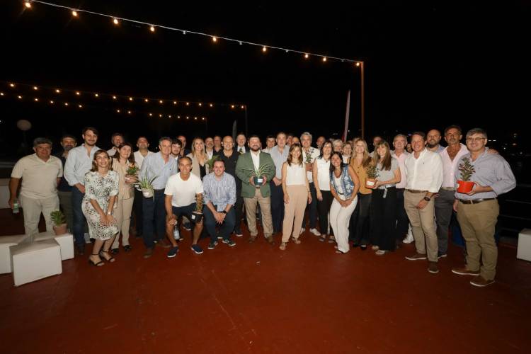 La Municipalidad agasajó a los padrinos de la ciudad y los sponsors de los Jadar