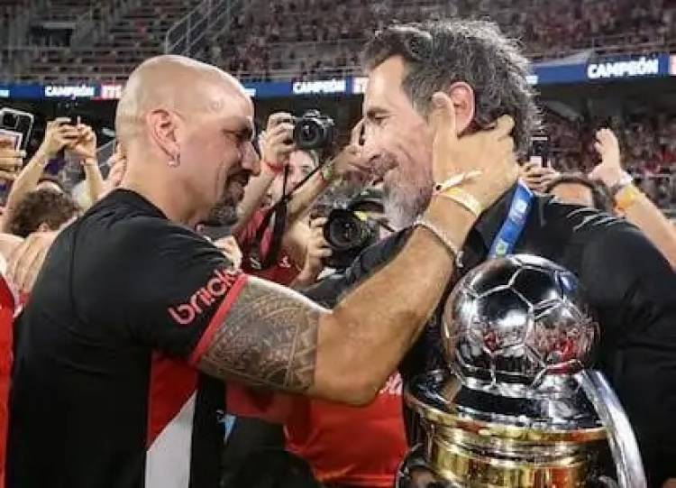 Estudiantes celebra: Verón reasume plenamente la presidencia por una medida cautelar