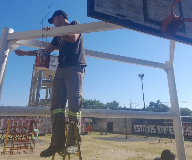 La Municipalidad inició tareas para devolverle la vida a los espacios públicos de barrio El Pozo