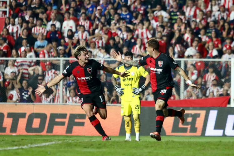 Newell’s le ganó a Unión y continúa saliendo del fondo del Torneo Apertura 2026