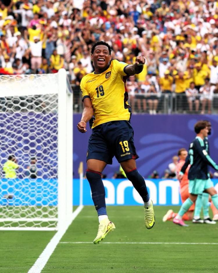 Ecuador hace historia, vence a Alemania y se mete en 16avos. de final